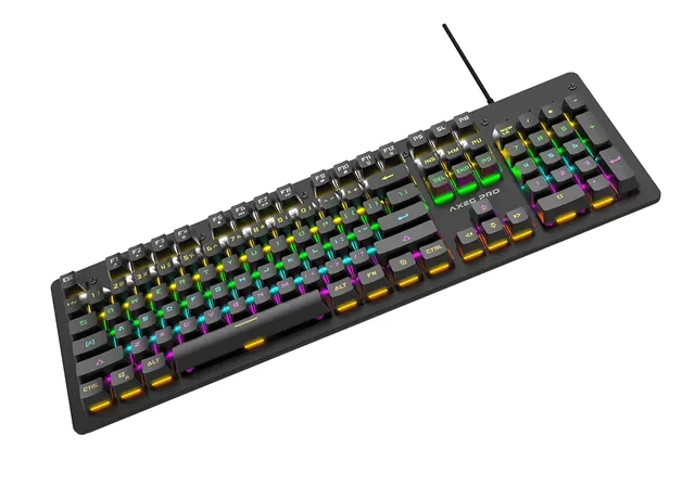 AXEG Pro Keyboard på hvid baggrund med alle taster oplyst i regnbuens farver og AXEG PRO-logoet over piletasterne